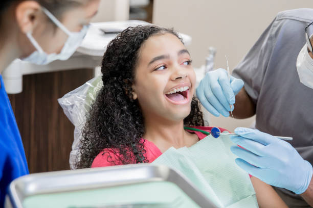 Best Emergency Dental Care for Broken or Chipped Teeth in North Sarasota, FL